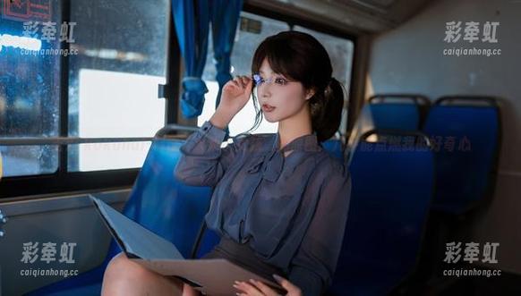 玉汇 kokuhui-那位“火柴小女孩”的原图：几乎能点燃我的好奇心